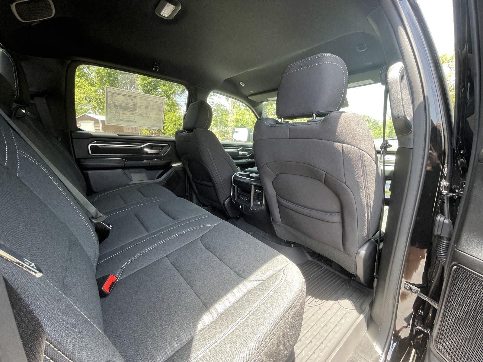 2026 RAM 1500 RAM 1500 LONE STAR CREW CAB 4X4 5'7' BOX