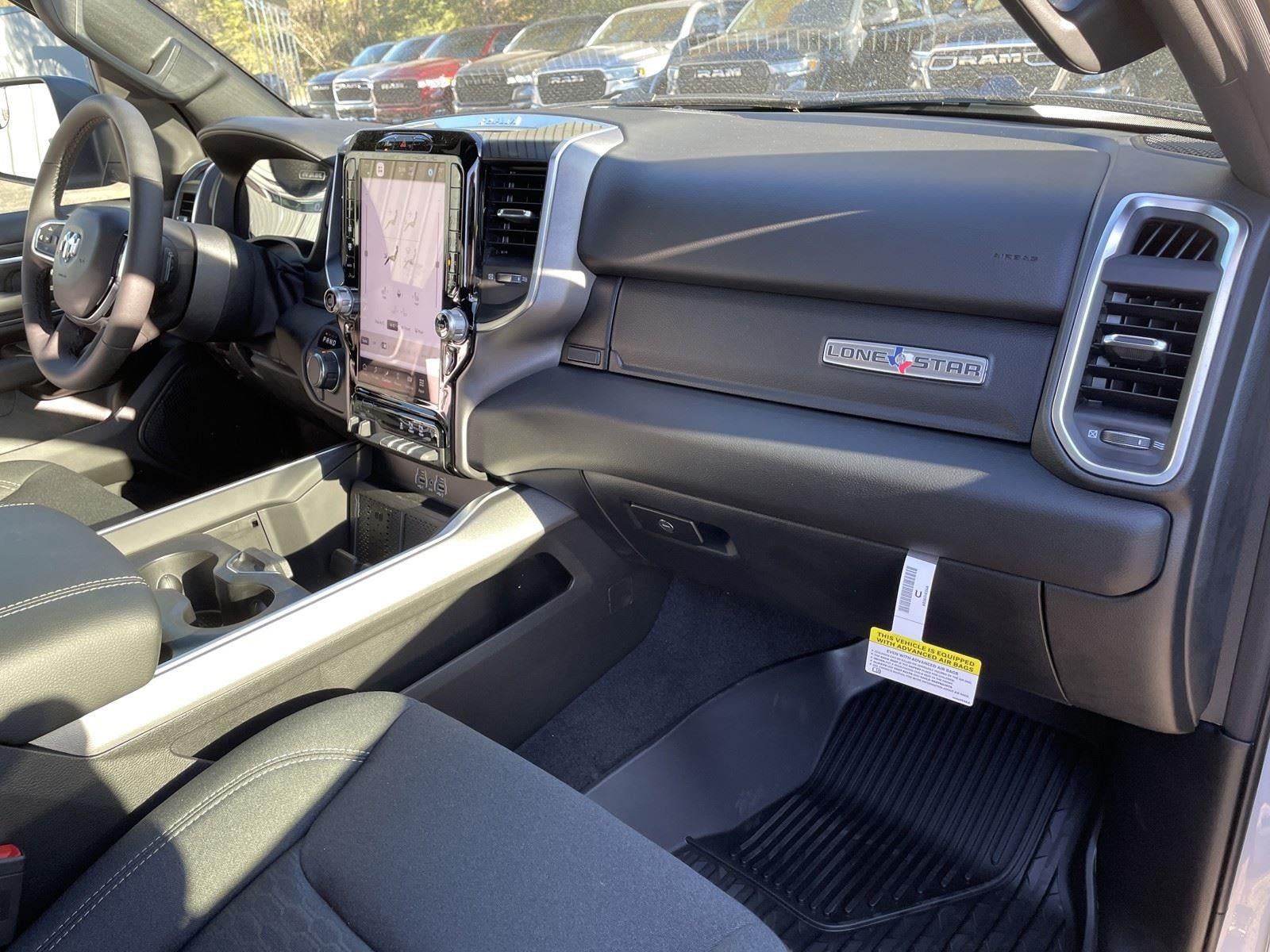 2026 RAM Ram 1500 RAM 1500 LONE STAR CREW CAB 4X4 5'7' BOX