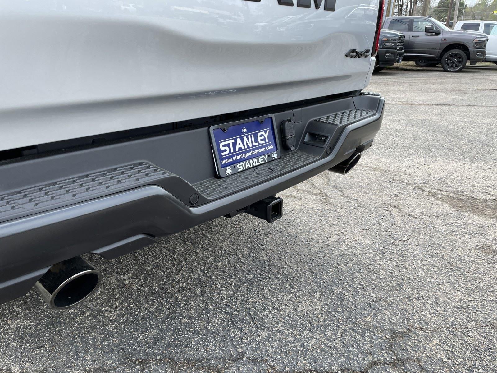 2026 RAM Ram 1500 RAM 1500 WARLOCK CREW CAB 4X4 5'7' BOX