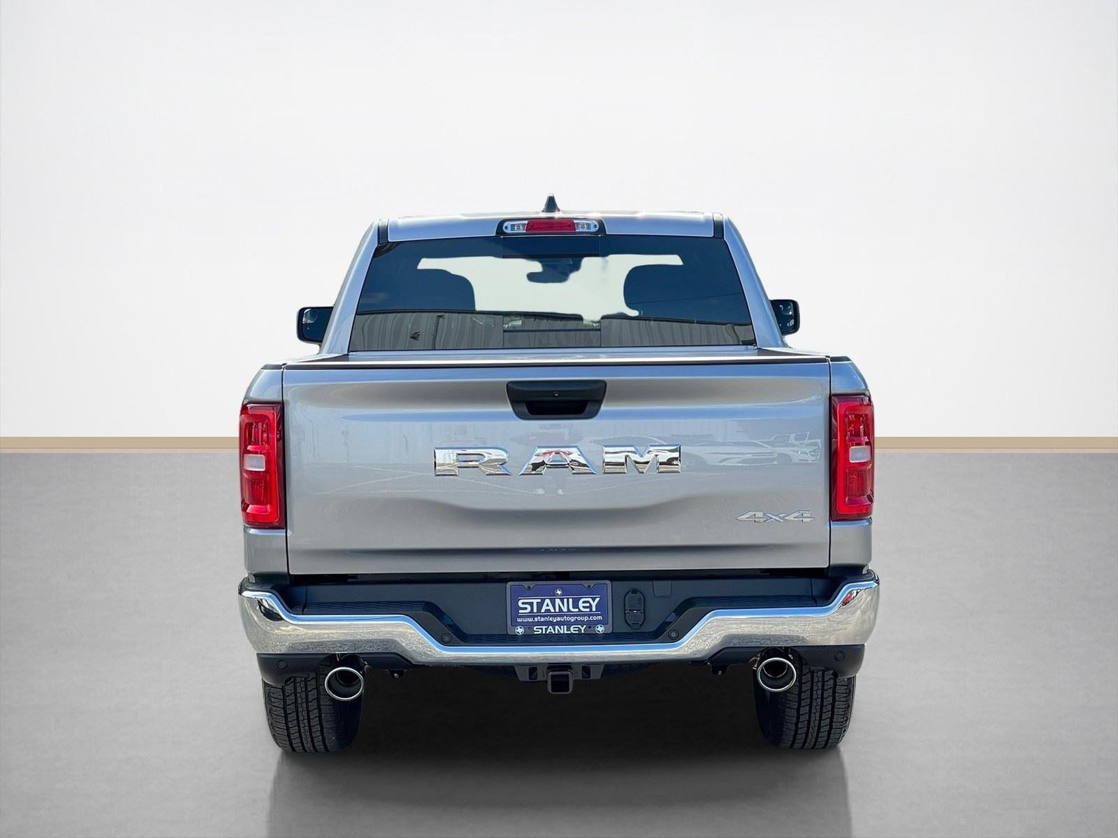 2026 RAM Ram 1500 RAM 1500 TRADESMAN CREW CAB 4X4 5'7' BOX