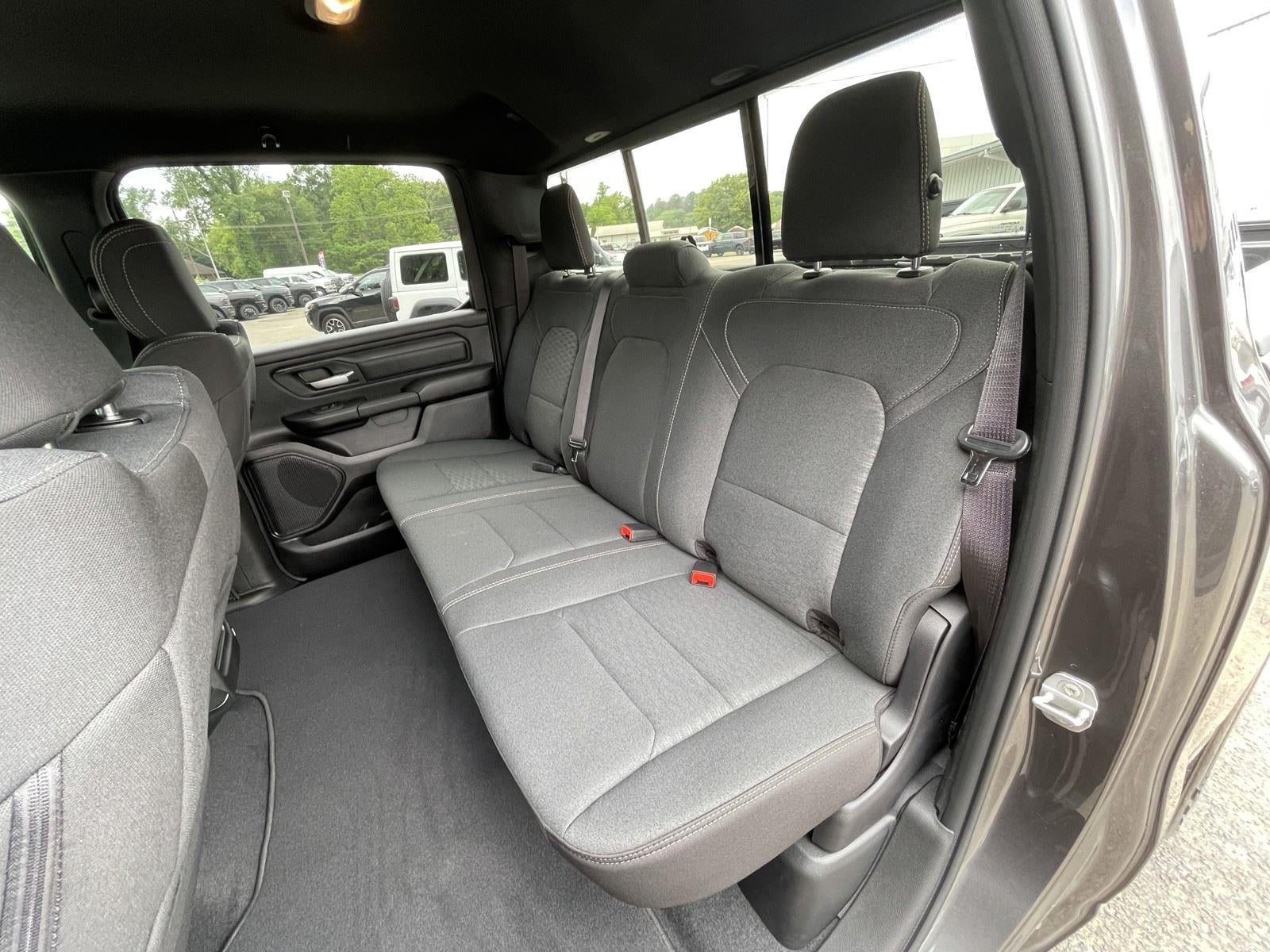2026 RAM Ram 1500 RAM 1500 EXPRESS CREW CAB 4X4 5'7' BOX