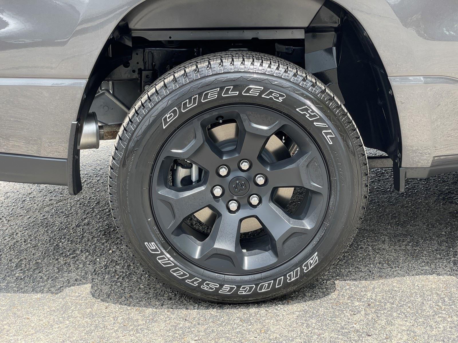 2026 RAM Ram 1500 RAM 1500 EXPRESS CREW CAB 4X4 5'7' BOX