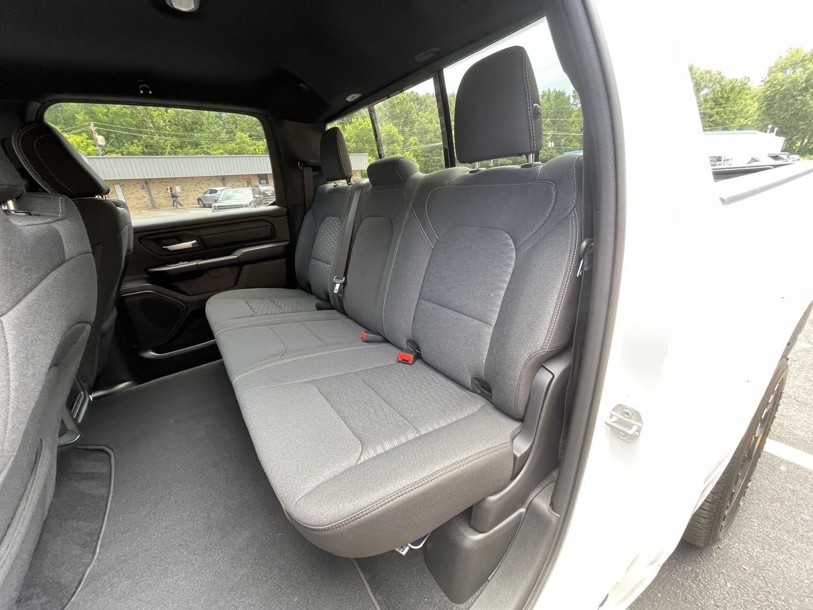 2026 RAM Ram 1500 RAM 1500 EXPRESS CREW CAB 4X4 5'7' BOX