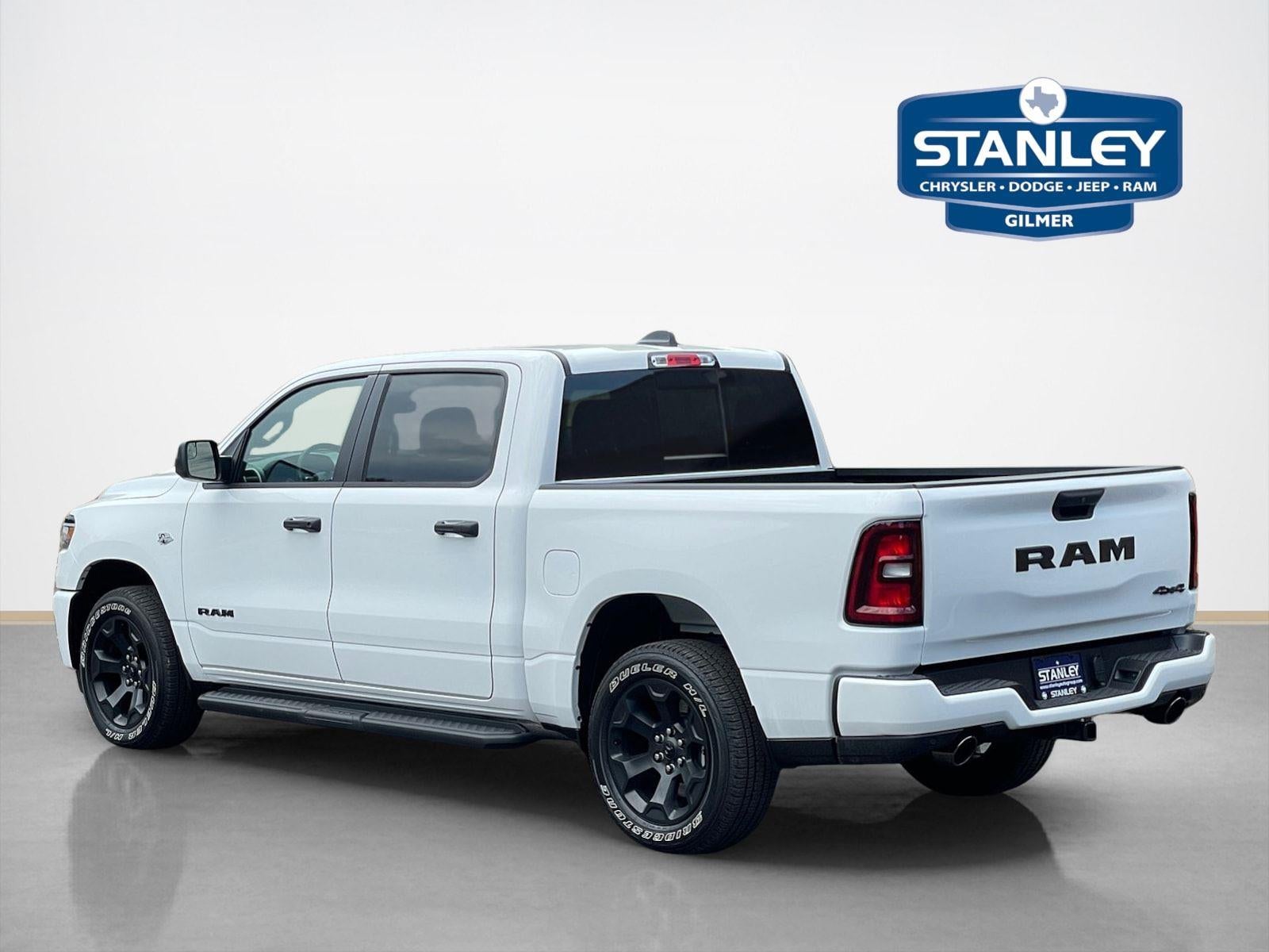 2026 RAM Ram 1500 RAM 1500 EXPRESS CREW CAB 4X4 5'7' BOX