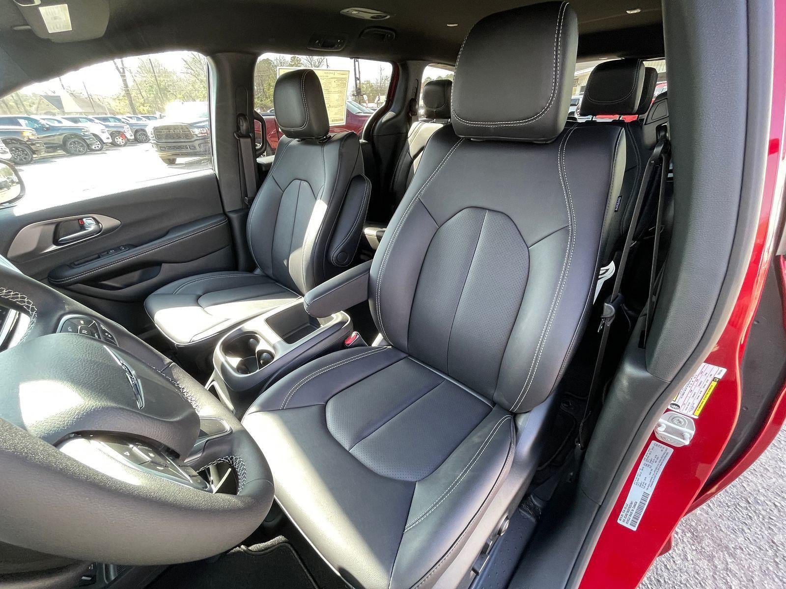 2026 Chrysler Pacifica PACIFICA SELECT