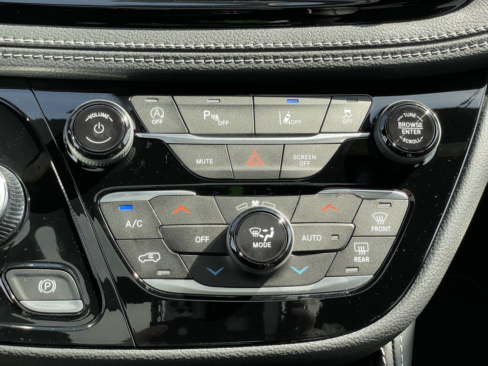 2026 Chrysler Pacifica PACIFICA LIMITED