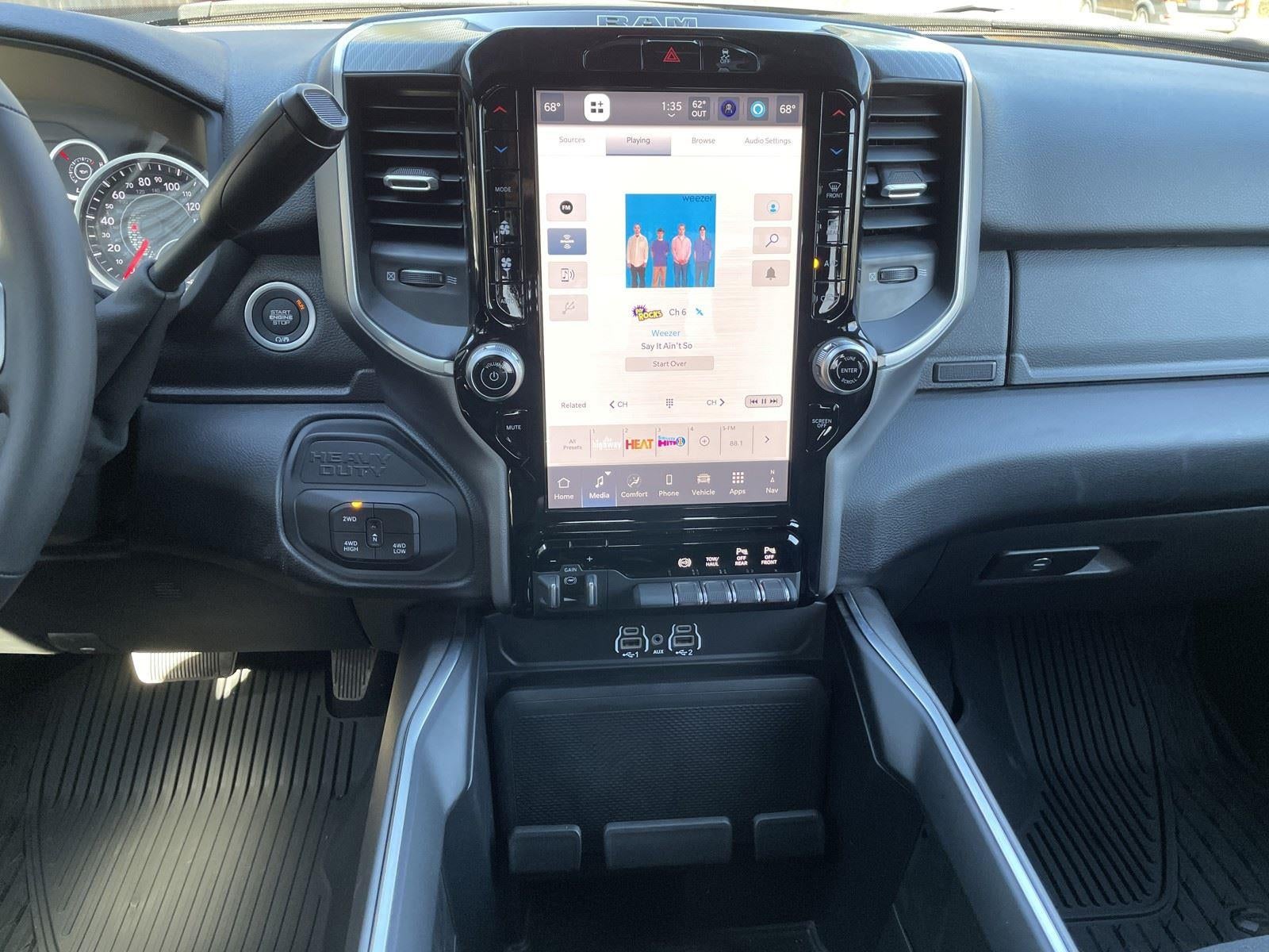 2026 RAM Ram 3500 RAM 3500 LONE STAR CREW CAB 4X4 8' BOX