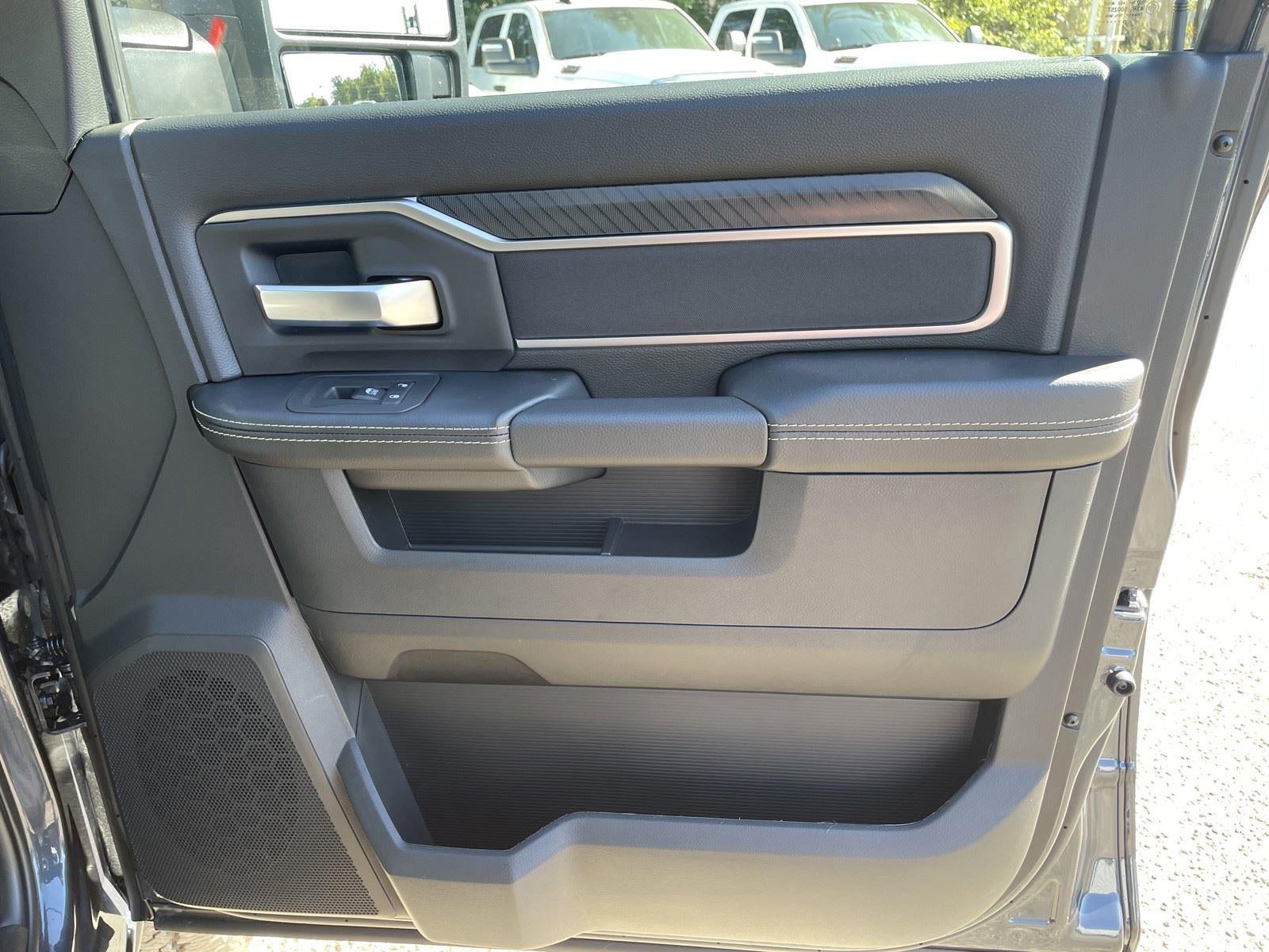 2026 RAM Ram 3500 RAM 3500 LONE STAR CREW CAB 4X4 8' BOX