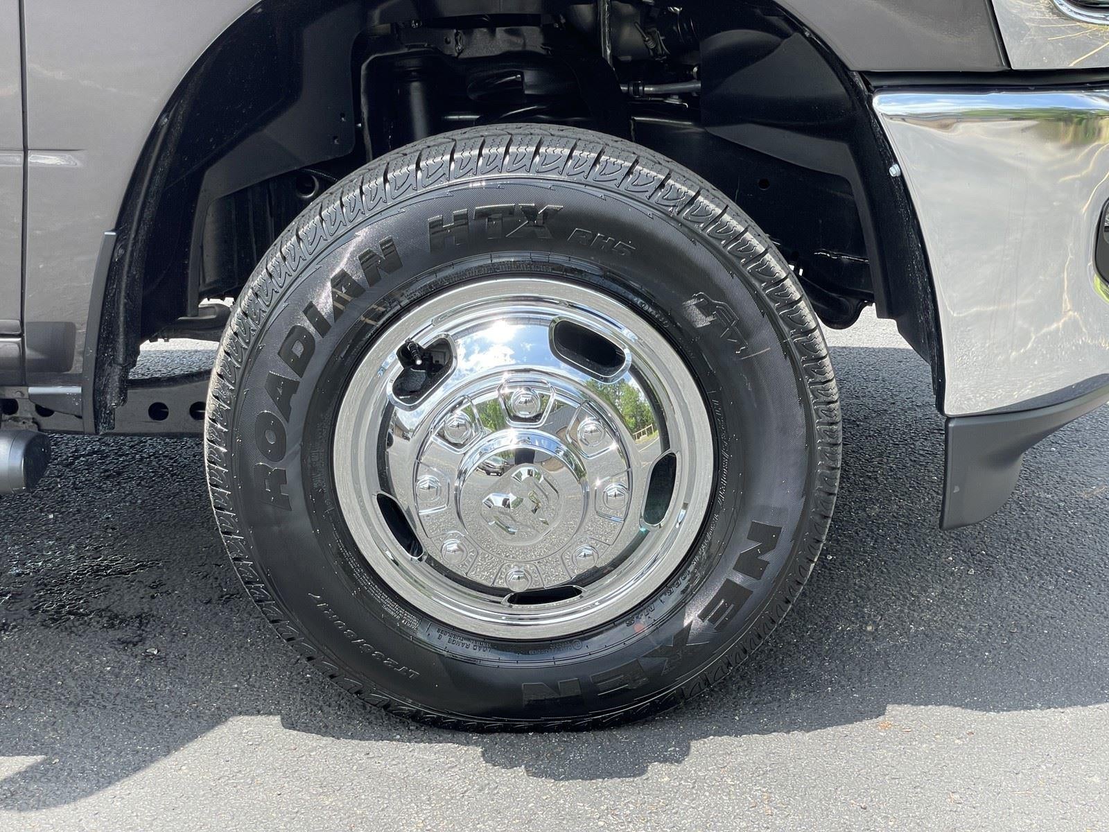 2026 RAM Ram 3500 RAM 3500 TRADESMAN CREW CAB 4X4 8' BOX