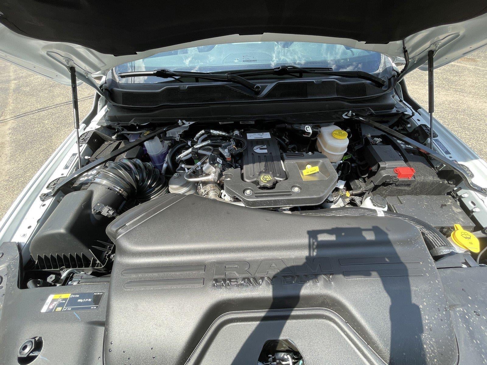 2027 RAM Ram 3500 RAM 3500 TRADESMAN CREW CAB 4X4 8' BOX