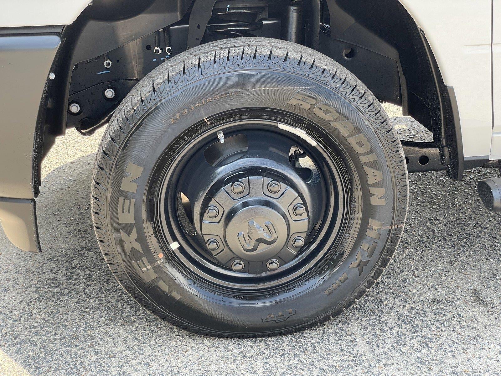 2027 RAM Ram 3500 RAM 3500 TRADESMAN CREW CAB 4X4 8' BOX