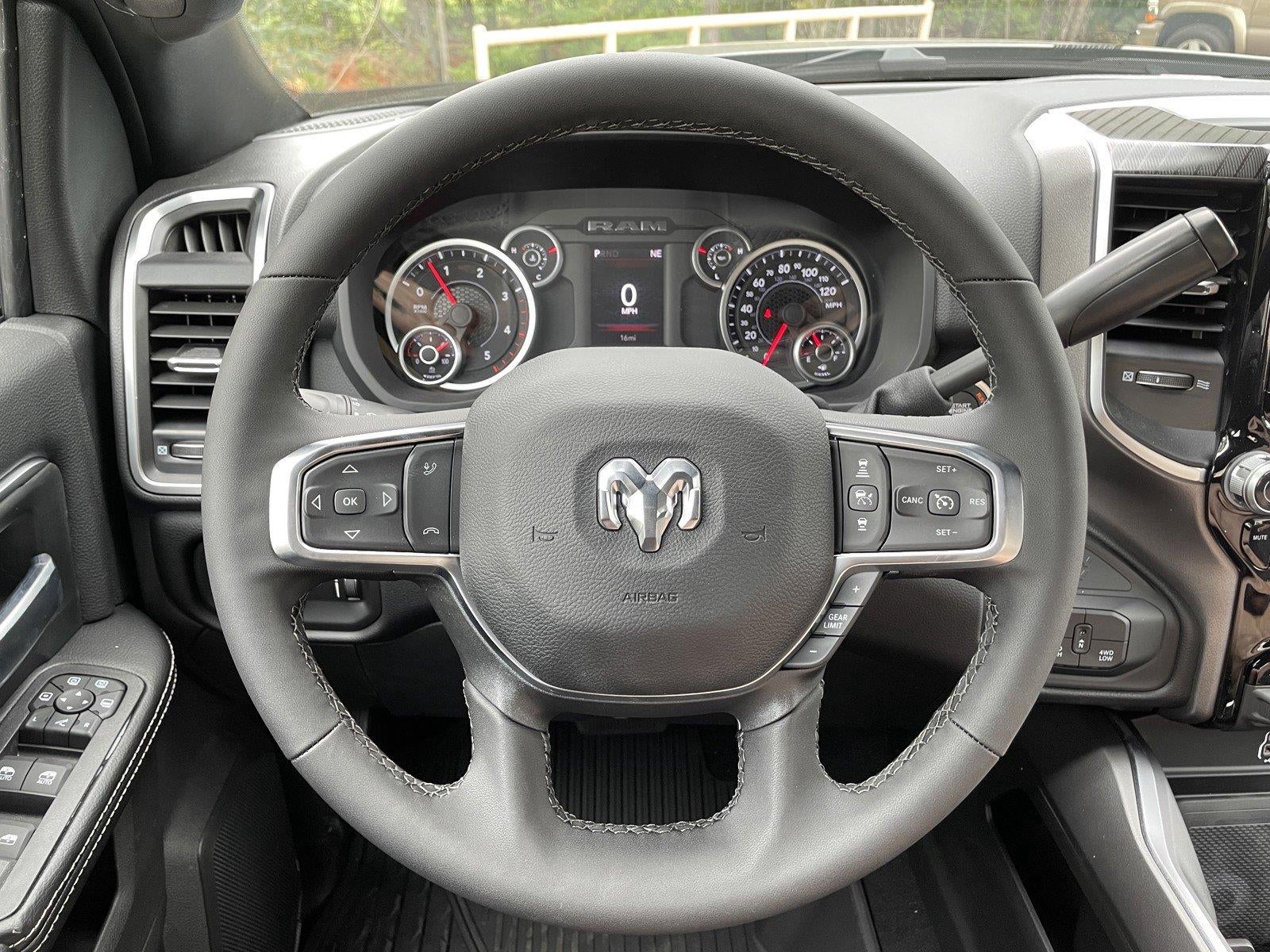 2026 RAM 3500 RAM 3500 LONE STAR CREW CAB 4X4 8' BOX