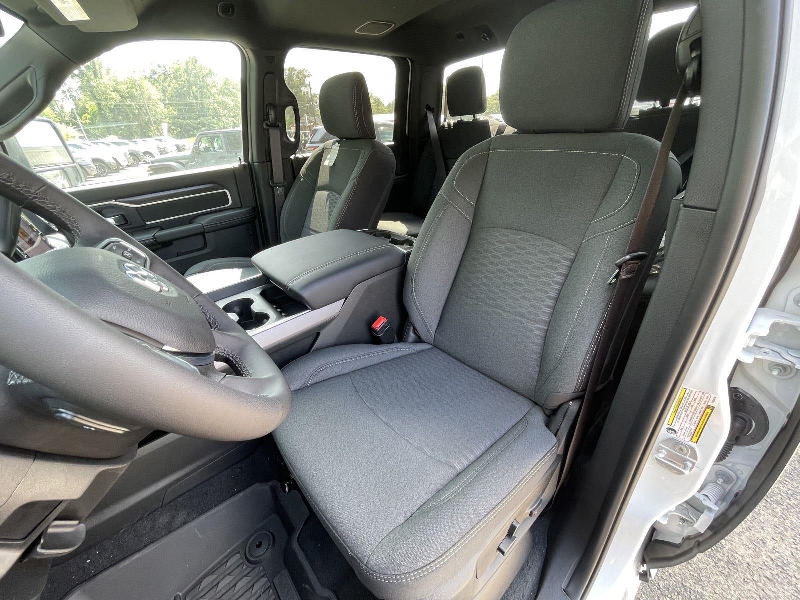 2026 RAM Ram 3500 RAM 3500 LONE STAR CREW CAB 4X4 8' BOX