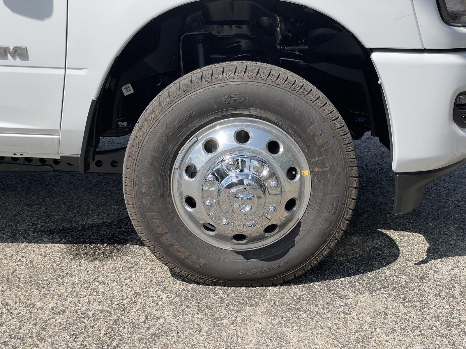 2026 RAM Ram 3500 RAM 3500 LONE STAR CREW CAB 4X4 8' BOX