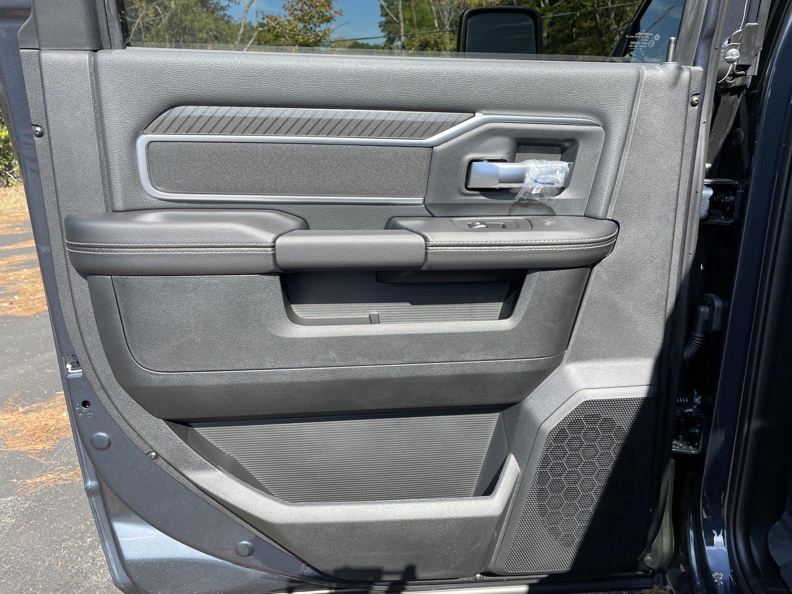2027 RAM Ram 3500 RAM 3500 LONE STAR CREW CAB 4X4 8' BOX