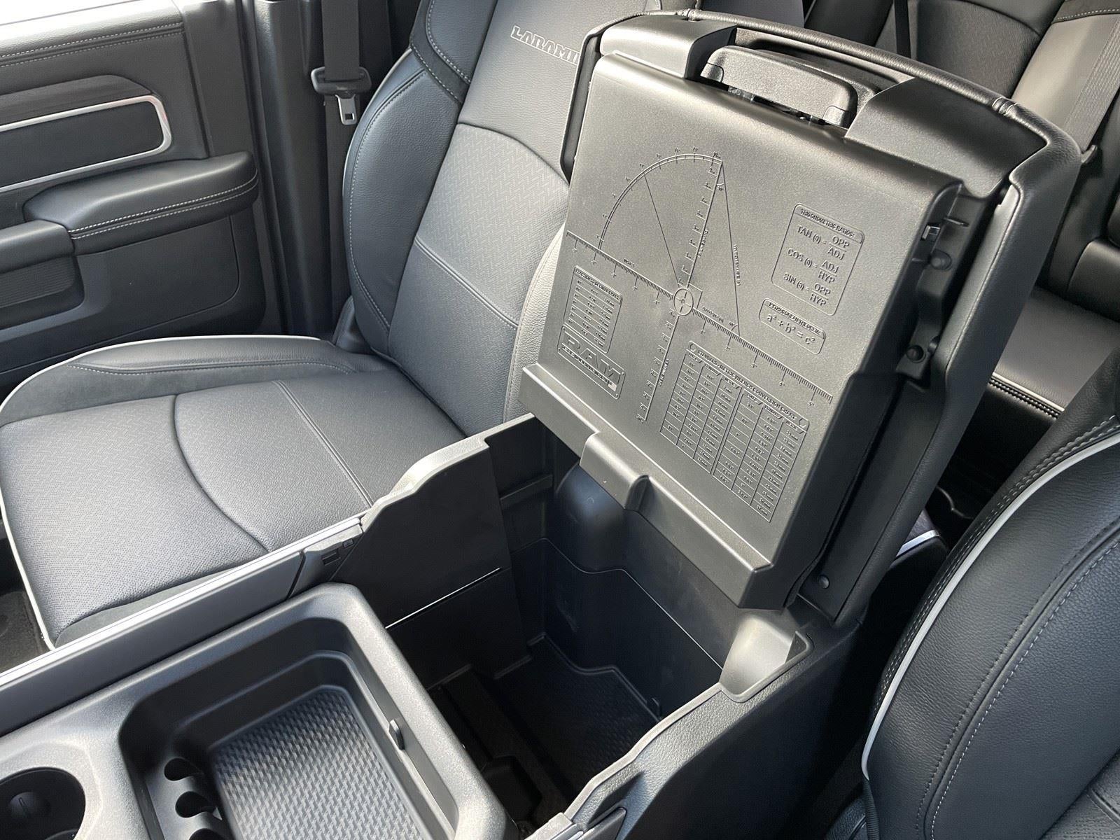 2026 RAM Ram 3500 RAM 3500 LARAMIE CREW CAB 4X4 8' BOX