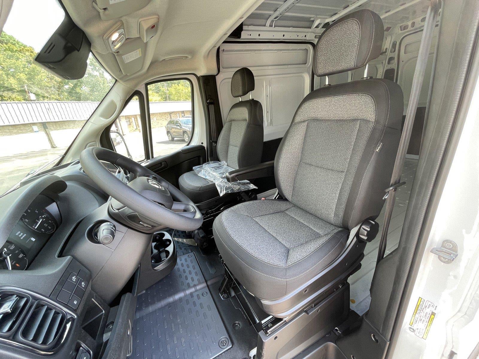 2027 RAM ProMaster Cargo Van Tradesman