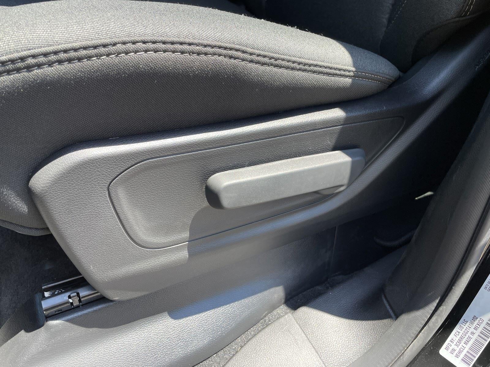 2026 RAM Ram 1500 RAM 1500 EXPRESS CREW CAB 4X2 5'7' BOX