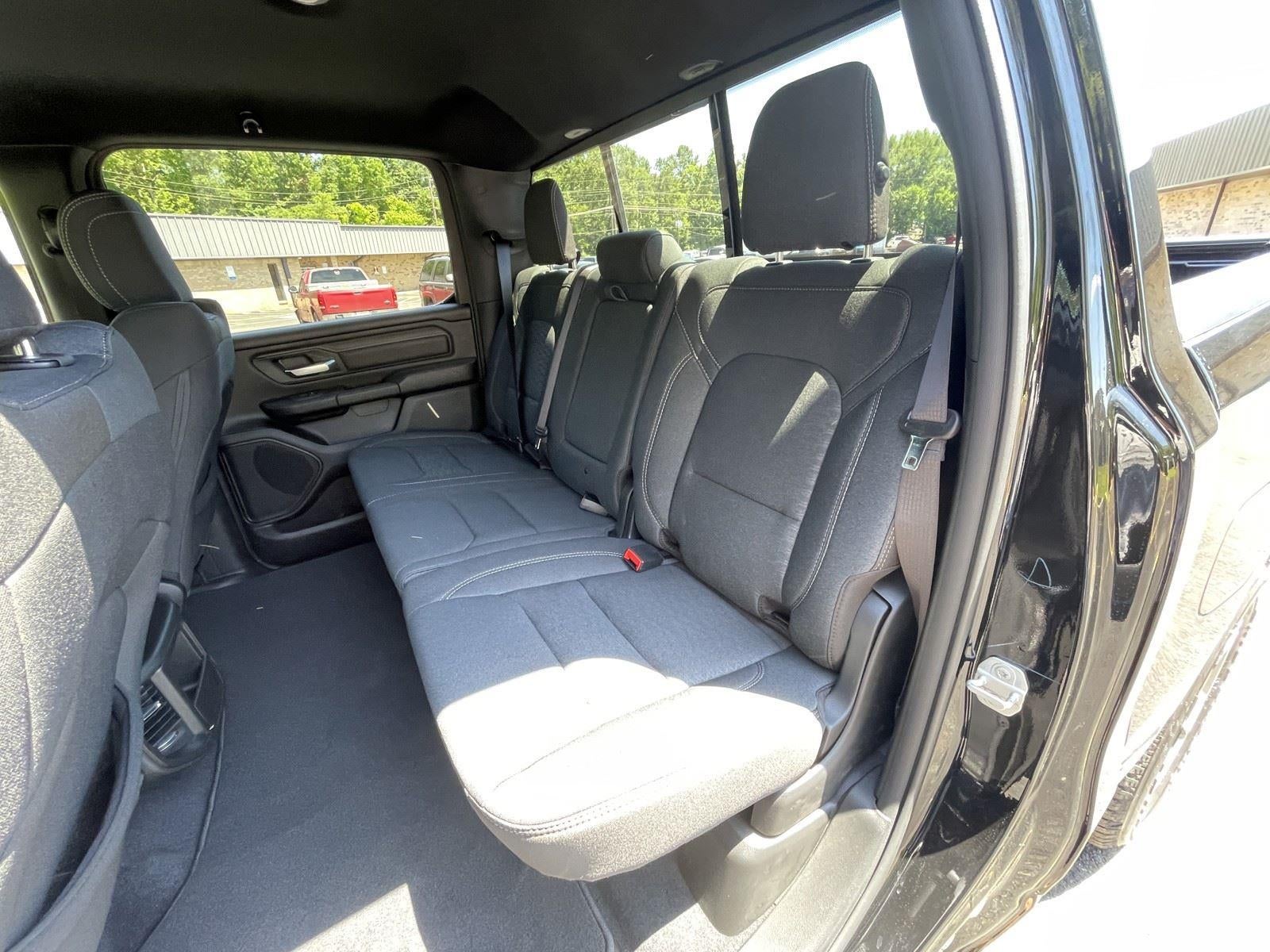 2026 RAM Ram 1500 RAM 1500 EXPRESS CREW CAB 4X2 5'7' BOX