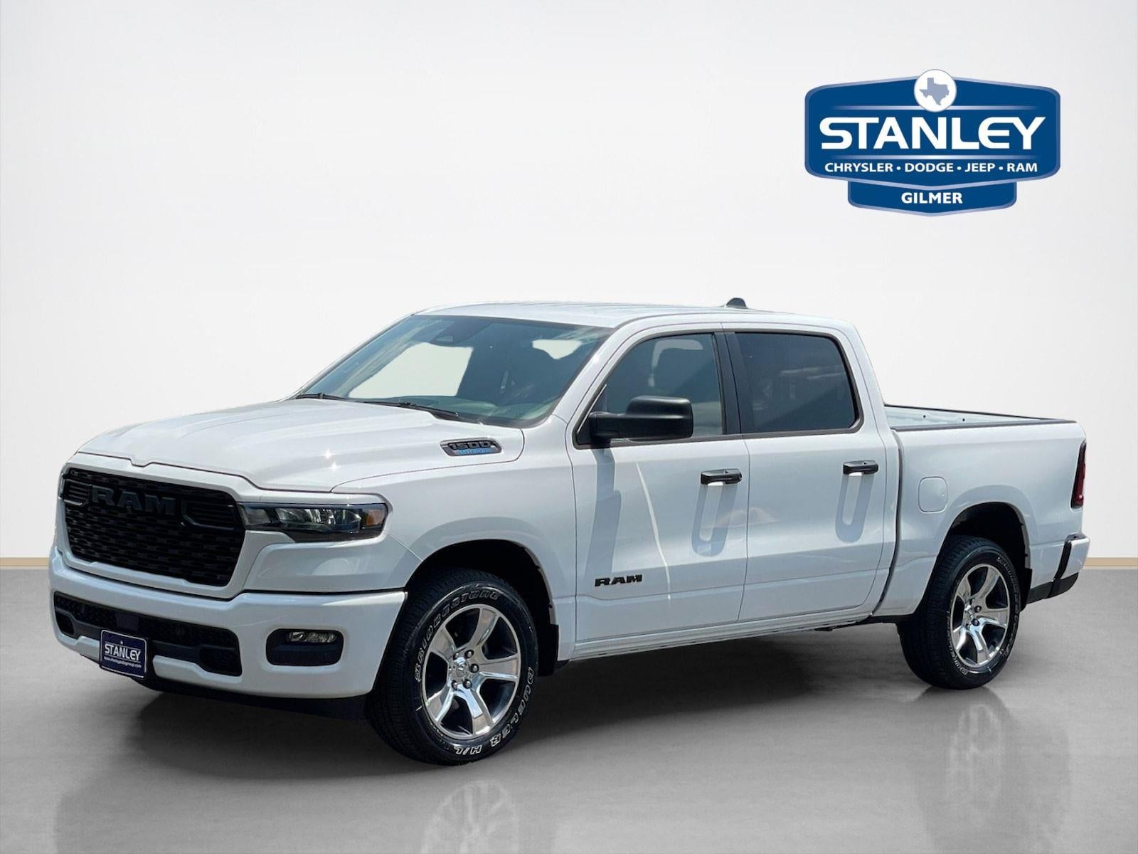 2026 RAM Ram 1500 RAM 1500 EXPRESS CREW CAB 4X2 5'7' BOX