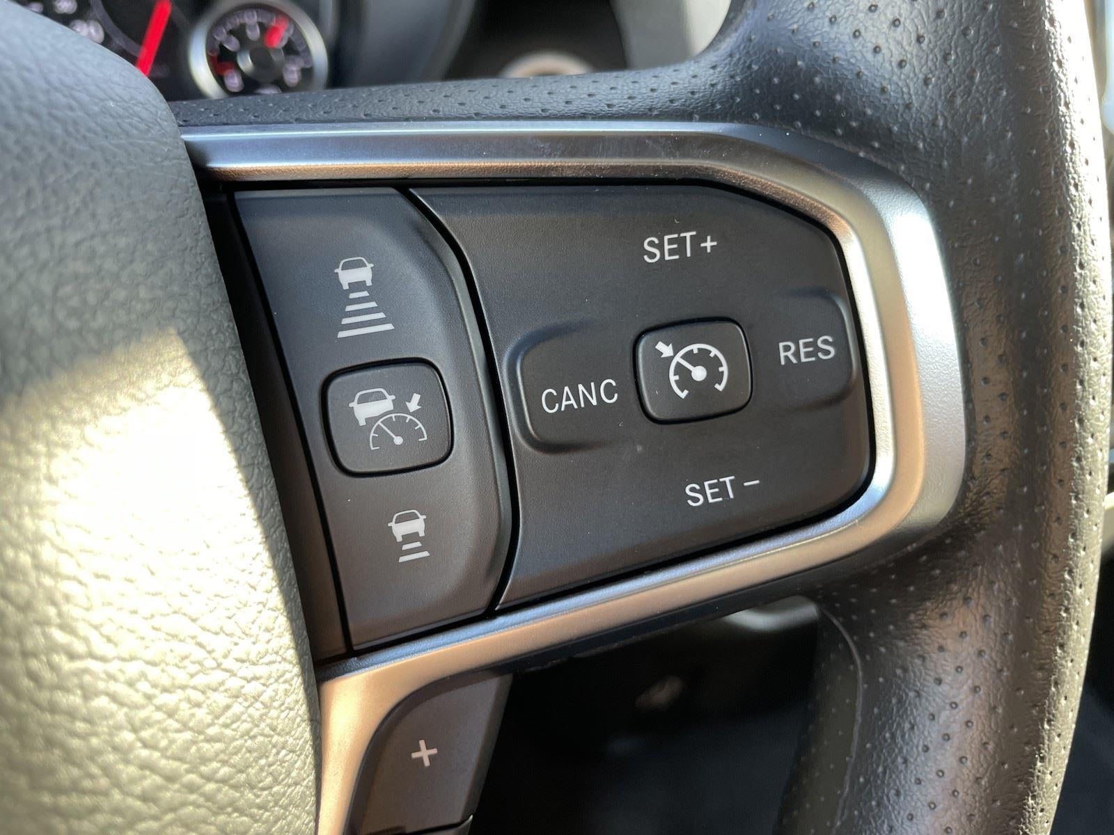 2025 RAM Ram 1500 RAM 1500 TRADESMAN CREW CAB 4X2 5'7' BOX