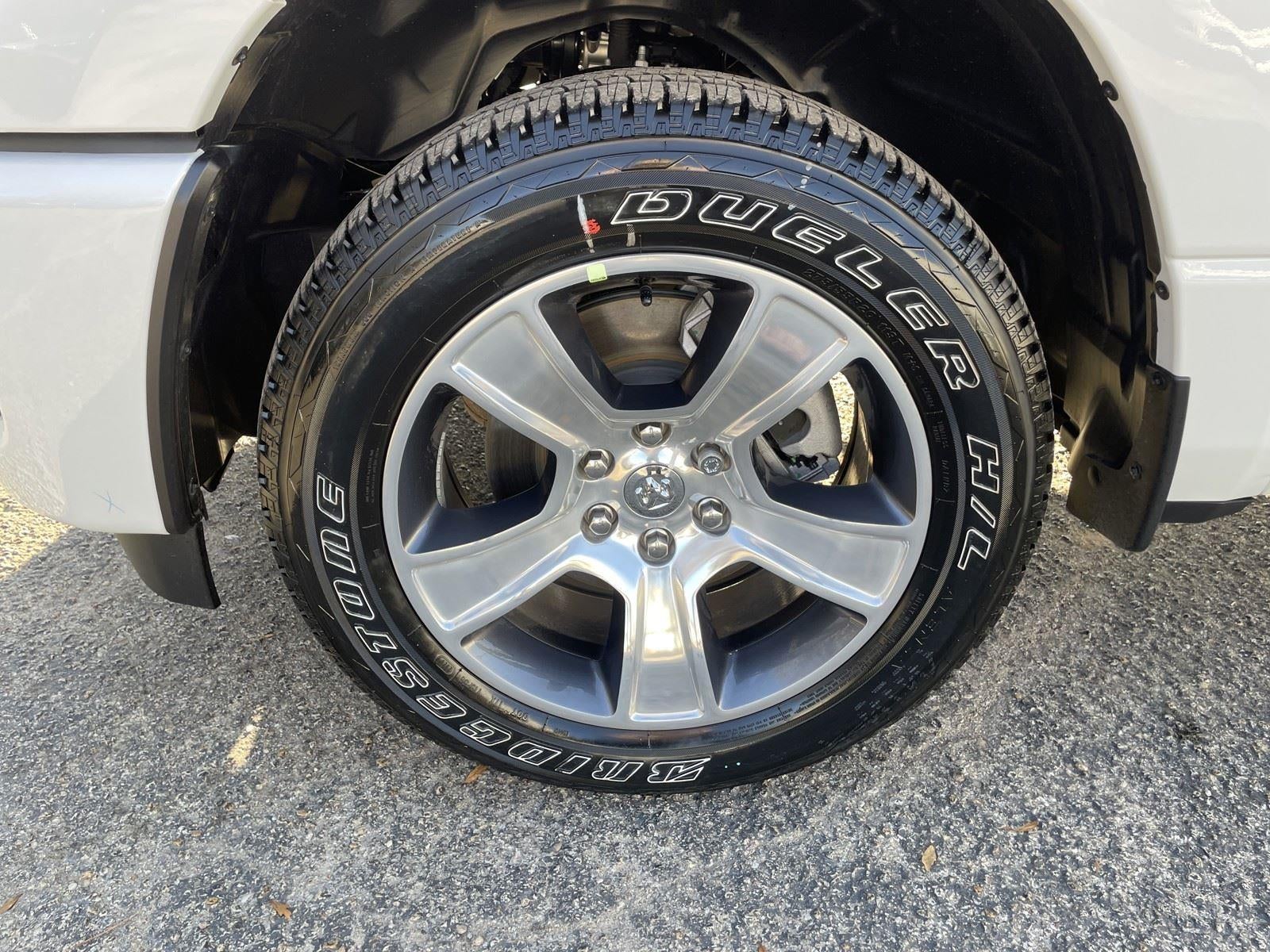 2025 RAM Ram 1500 RAM 1500 TRADESMAN CREW CAB 4X2 5'7' BOX