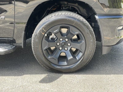 2026 RAM 1500 RAM 1500 EXPRESS CREW CAB 4X4 5'7' BOX