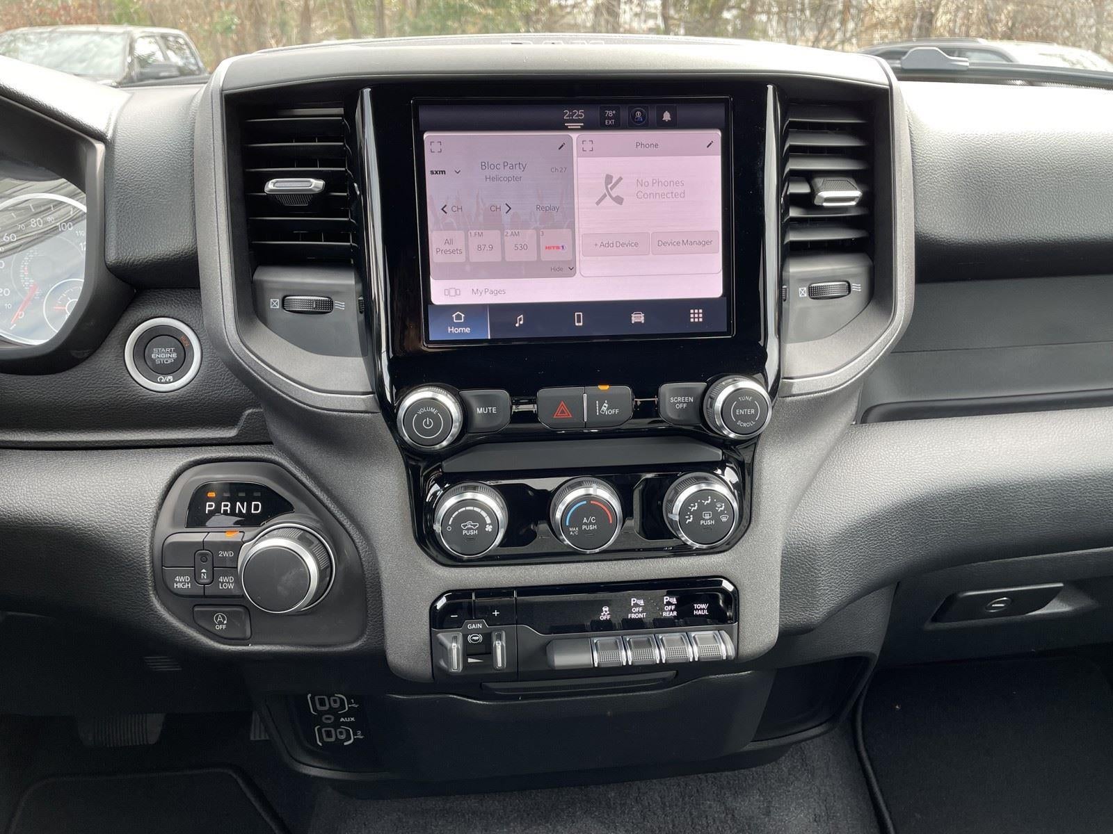 2026 RAM Ram 1500 RAM 1500 TRADESMAN CREW CAB 4X4 5'7' BOX