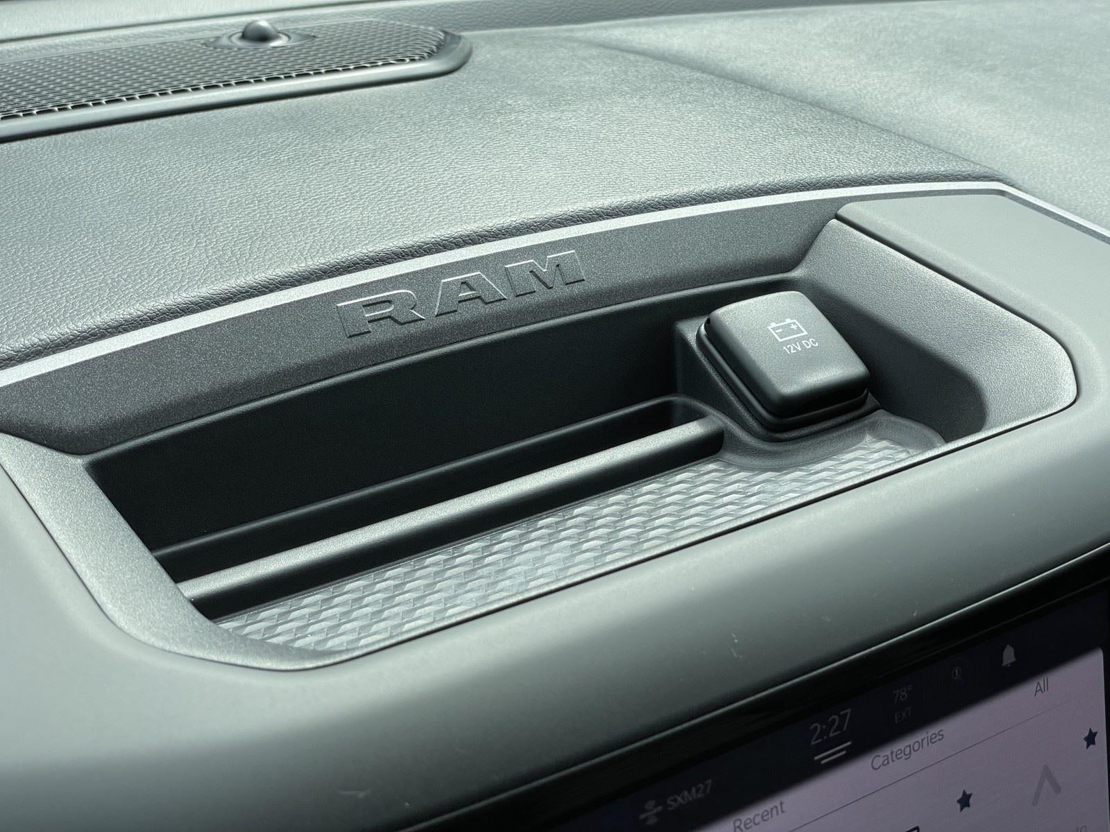 2026 RAM Ram 1500 RAM 1500 TRADESMAN CREW CAB 4X4 5'7' BOX