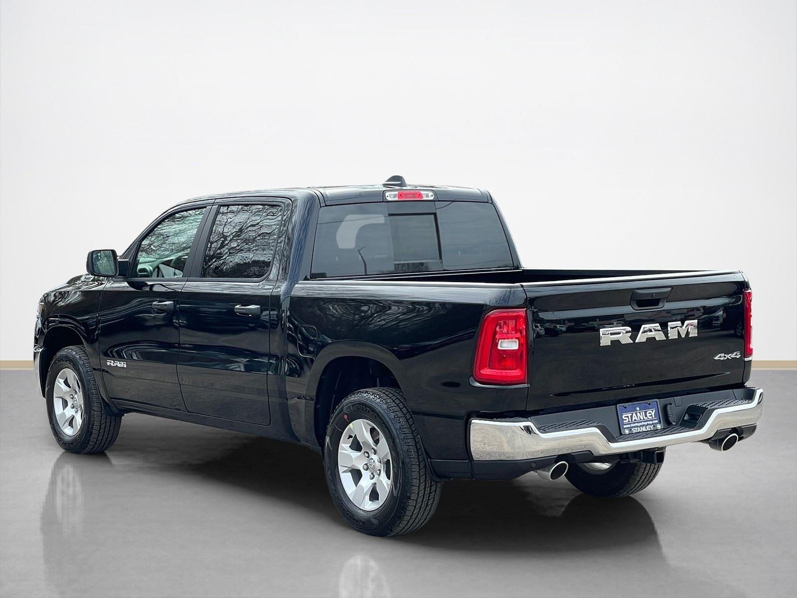 2026 RAM Ram 1500 RAM 1500 TRADESMAN CREW CAB 4X4 5'7' BOX