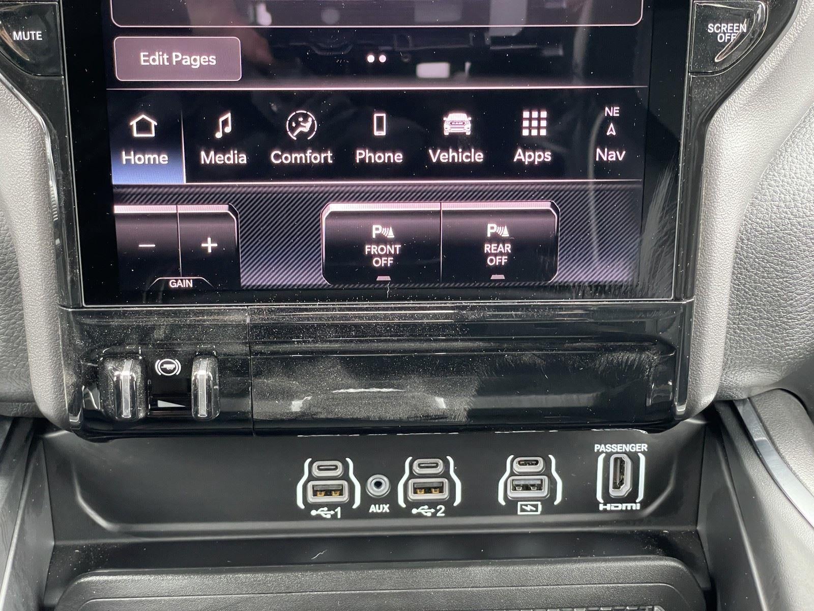 2026 RAM Ram 1500 RAM 1500 LARAMIE CREW CAB 4X4 5'7' BOX