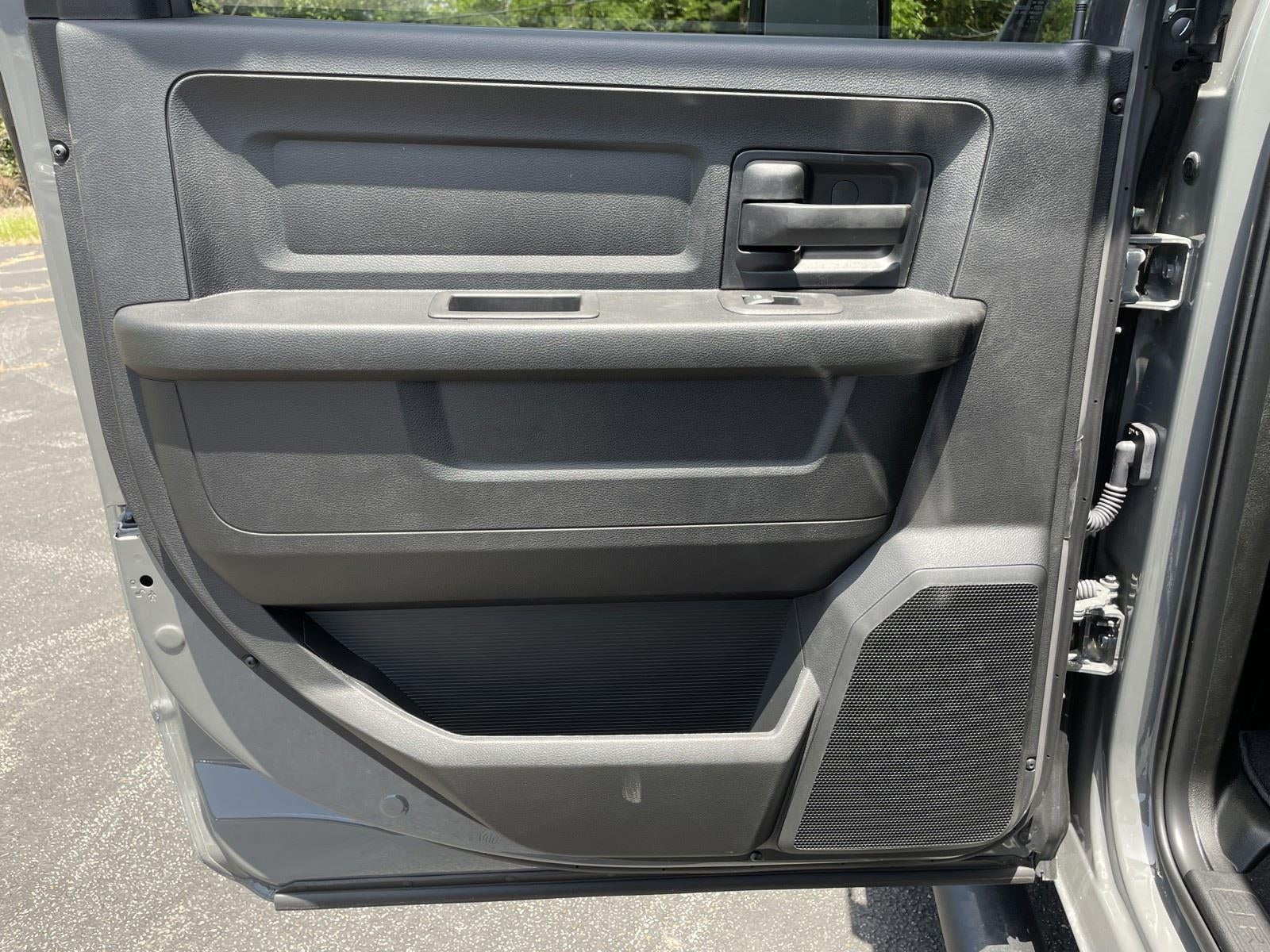 2026 RAM 2500 RAM 2500 TRADESMAN CREW CAB 4X4 6'4' BOX