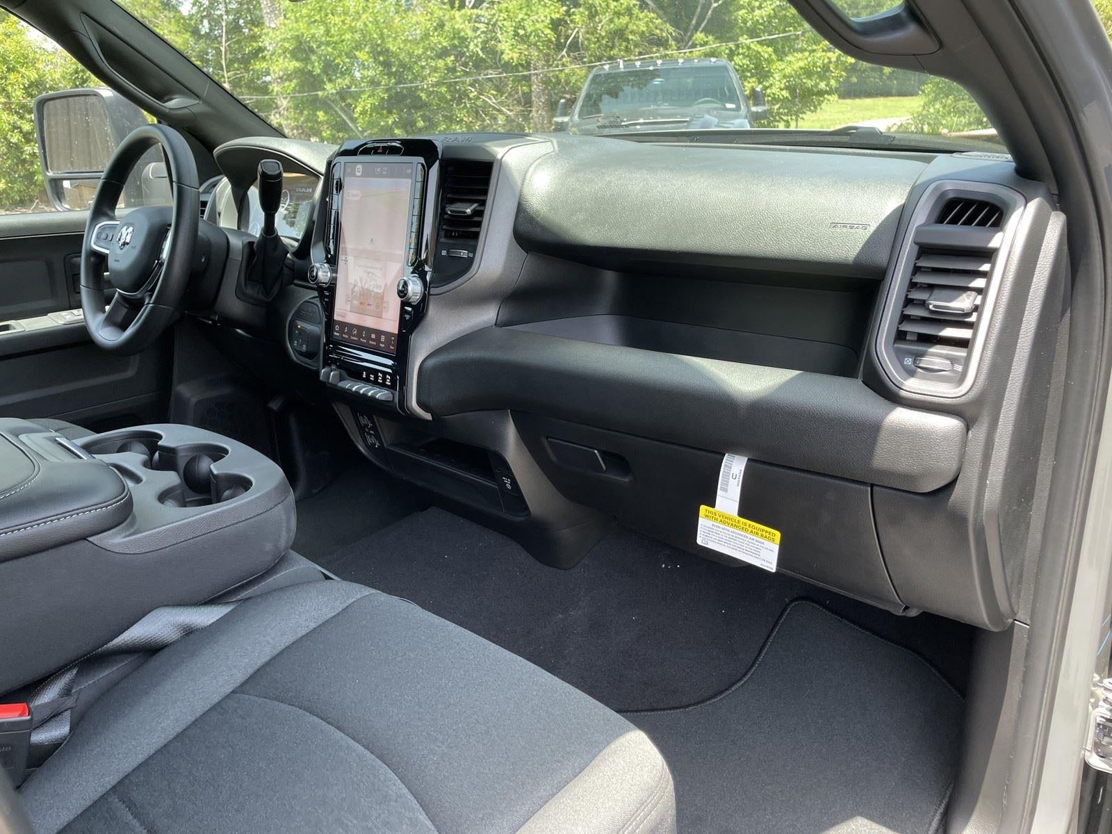 2026 RAM 2500 RAM 2500 TRADESMAN CREW CAB 4X4 6'4' BOX