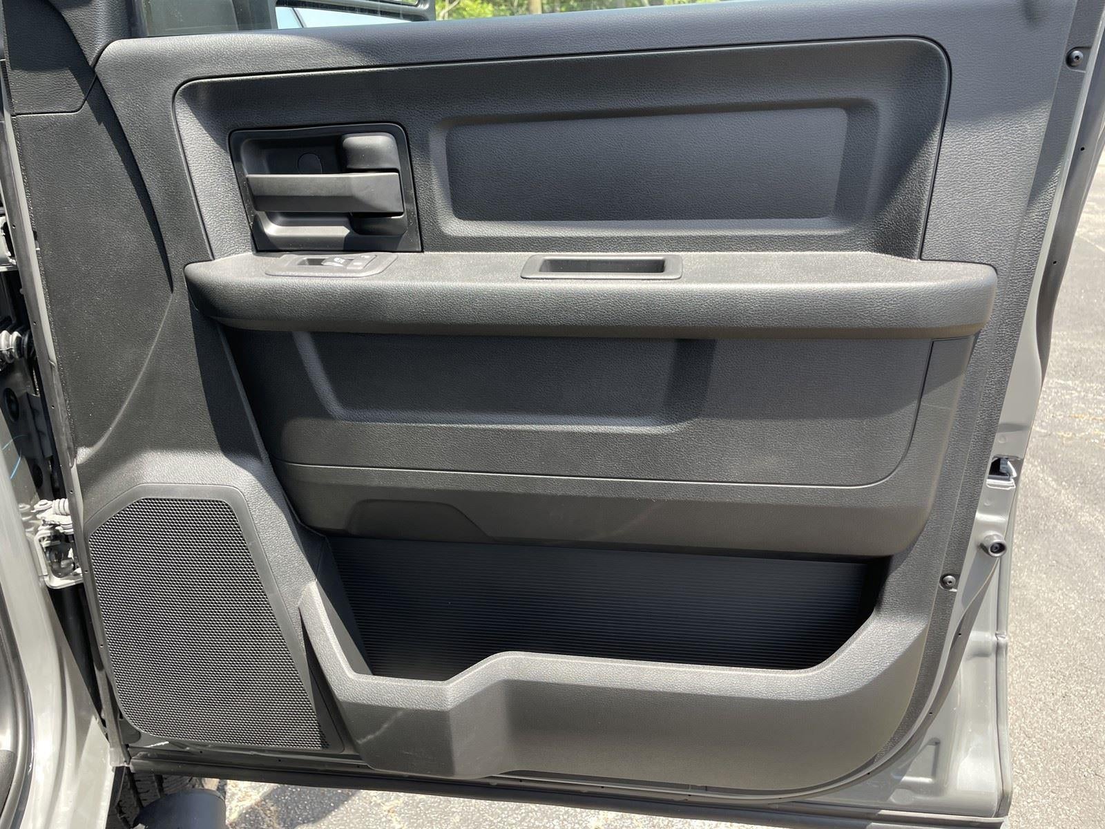 2026 RAM 2500 RAM 2500 TRADESMAN CREW CAB 4X4 6'4' BOX