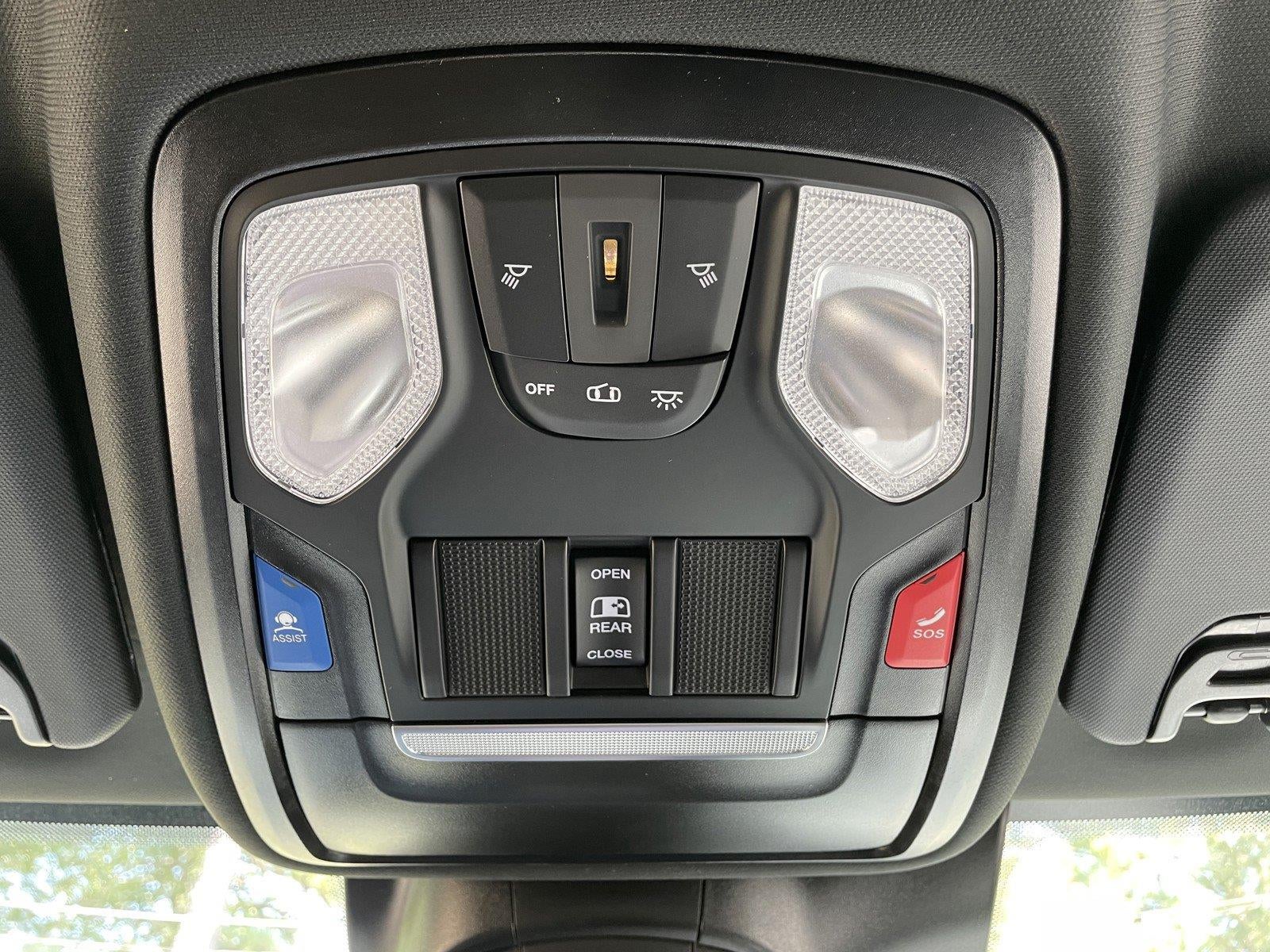 2026 RAM 2500 RAM 2500 TRADESMAN CREW CAB 4X4 6'4' BOX