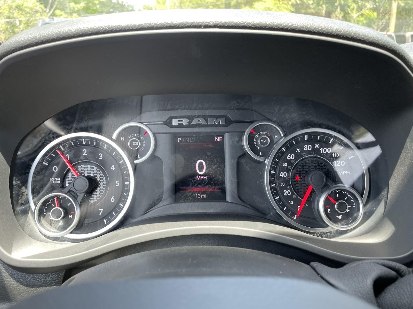 2026 RAM Ram 2500 RAM 2500 TRADESMAN CREW CAB 4X4 6'4' BOX