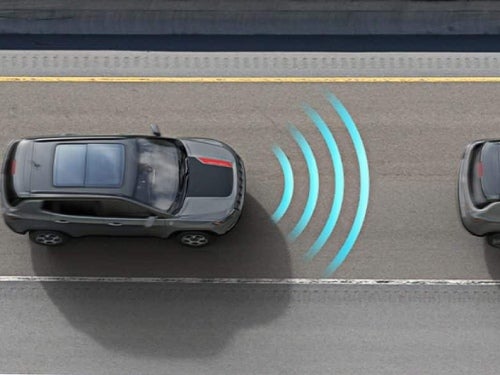 2024 Jeep Compass aerial model view of adaptive cruise control detecting another vehicle
